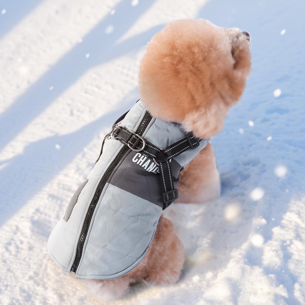Winter Dog Coat with Leash Attachment, Waterproof Windproof Padded Pet Jacket, Thick Warm Dog Snowsuit with Pockets, Outdoor Puppy Winter Clothes
